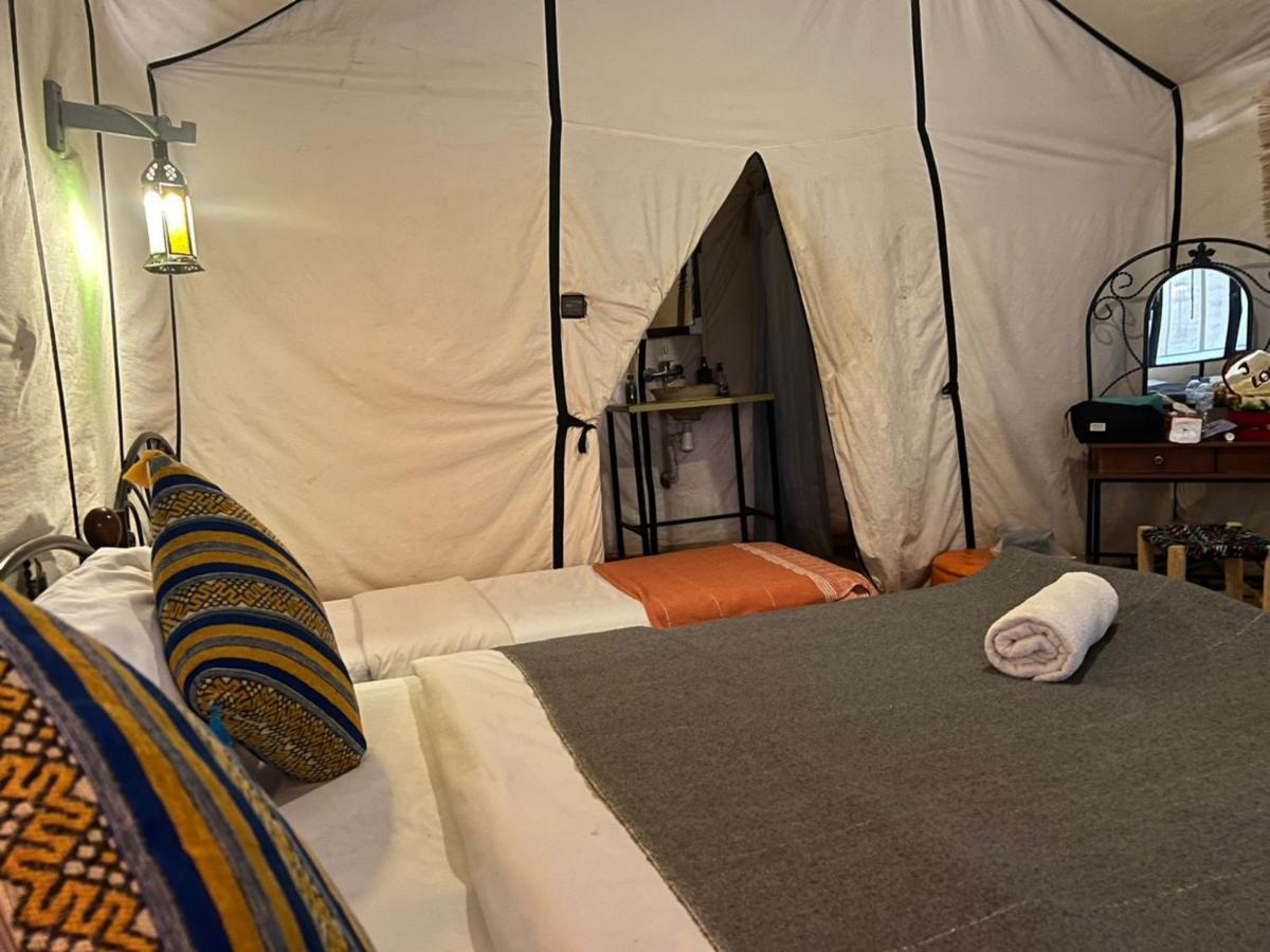 Desert Paradise Luxury Camp Merzouga Bagian luar foto