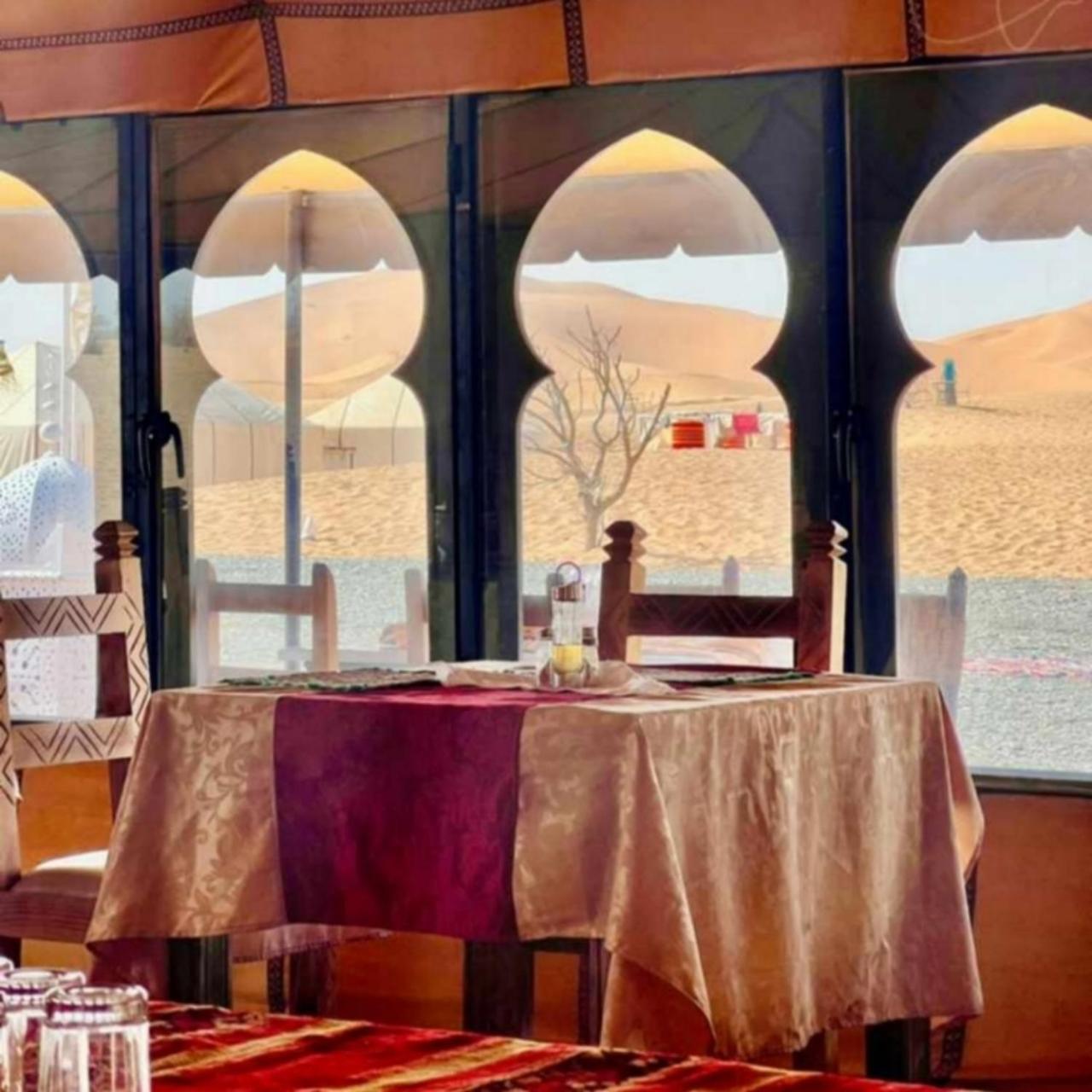Desert Paradise Luxury Camp Merzouga Bagian luar foto