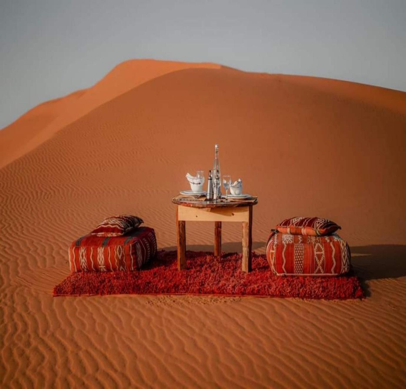 Desert Paradise Luxury Camp Merzouga Bagian luar foto